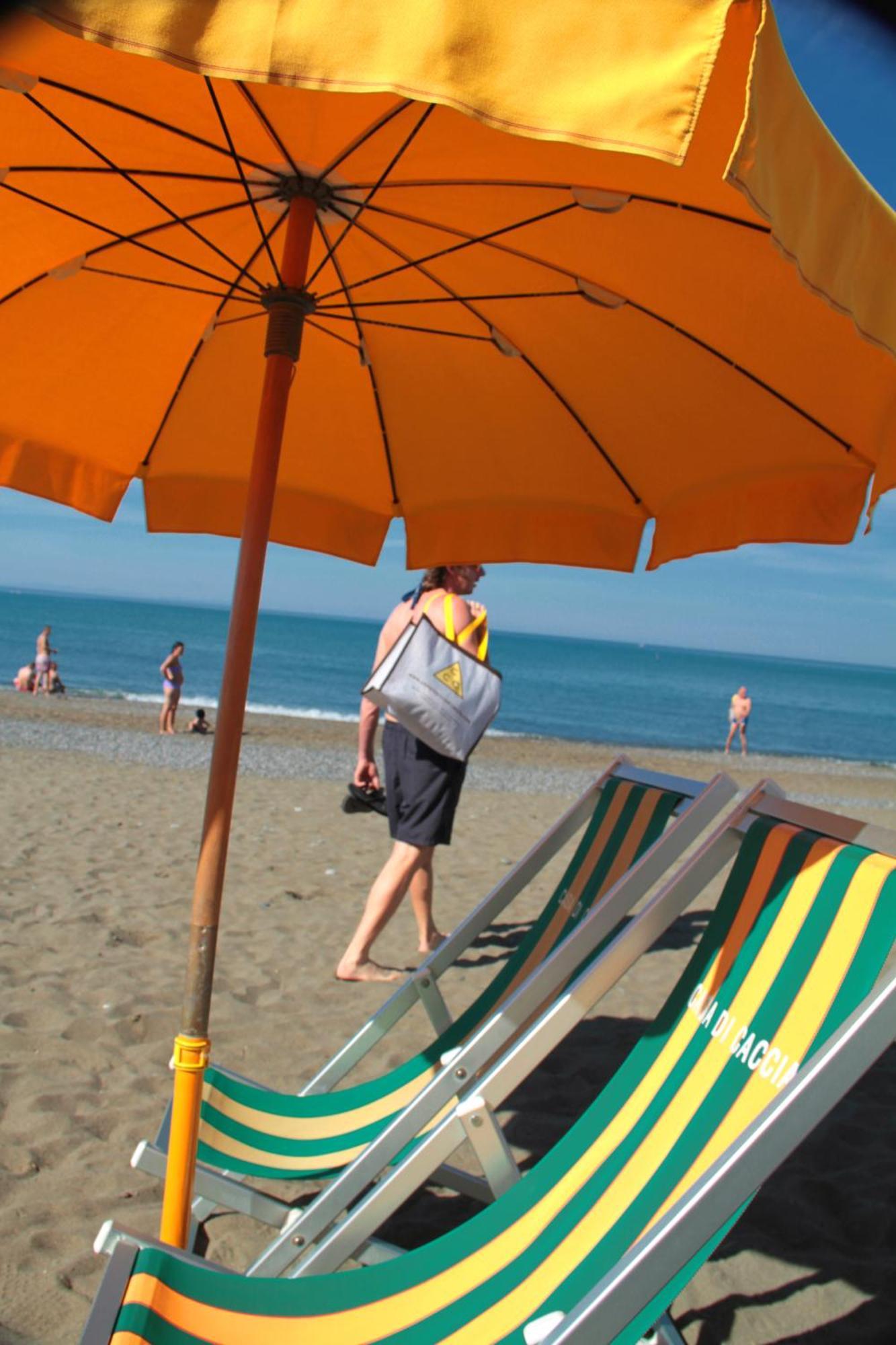 Camping Casa Di Caccia Marina Di Bibbona Bagian luar foto