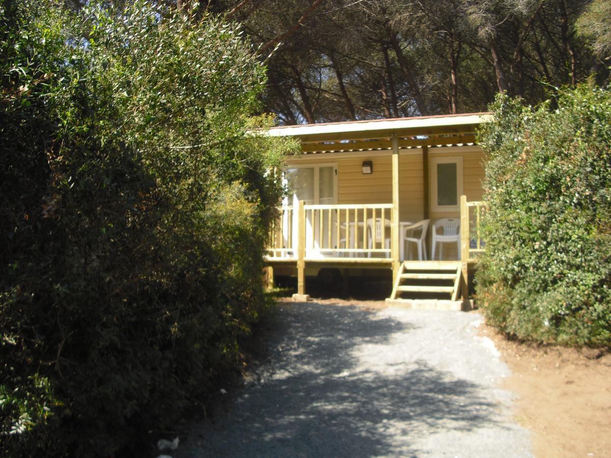 Camping Casa Di Caccia Marina Di Bibbona Bagian luar foto