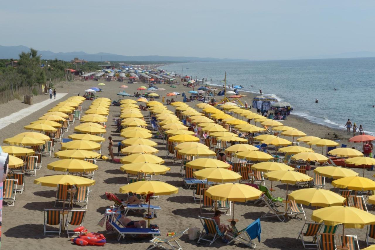Camping Casa Di Caccia Marina Di Bibbona Bagian luar foto